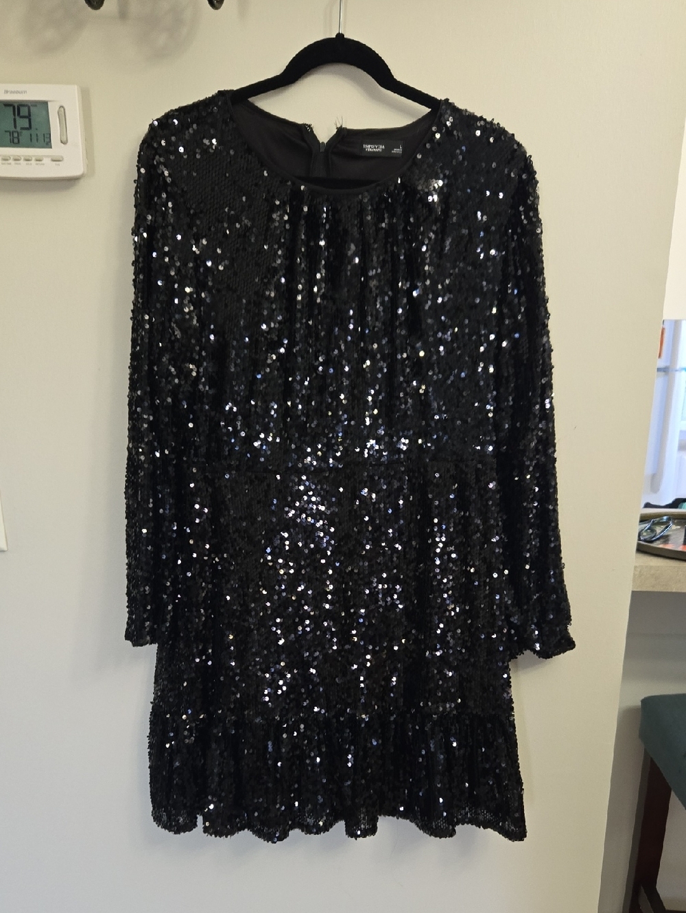 Simply Vera Vera Wang Black Sequin Top